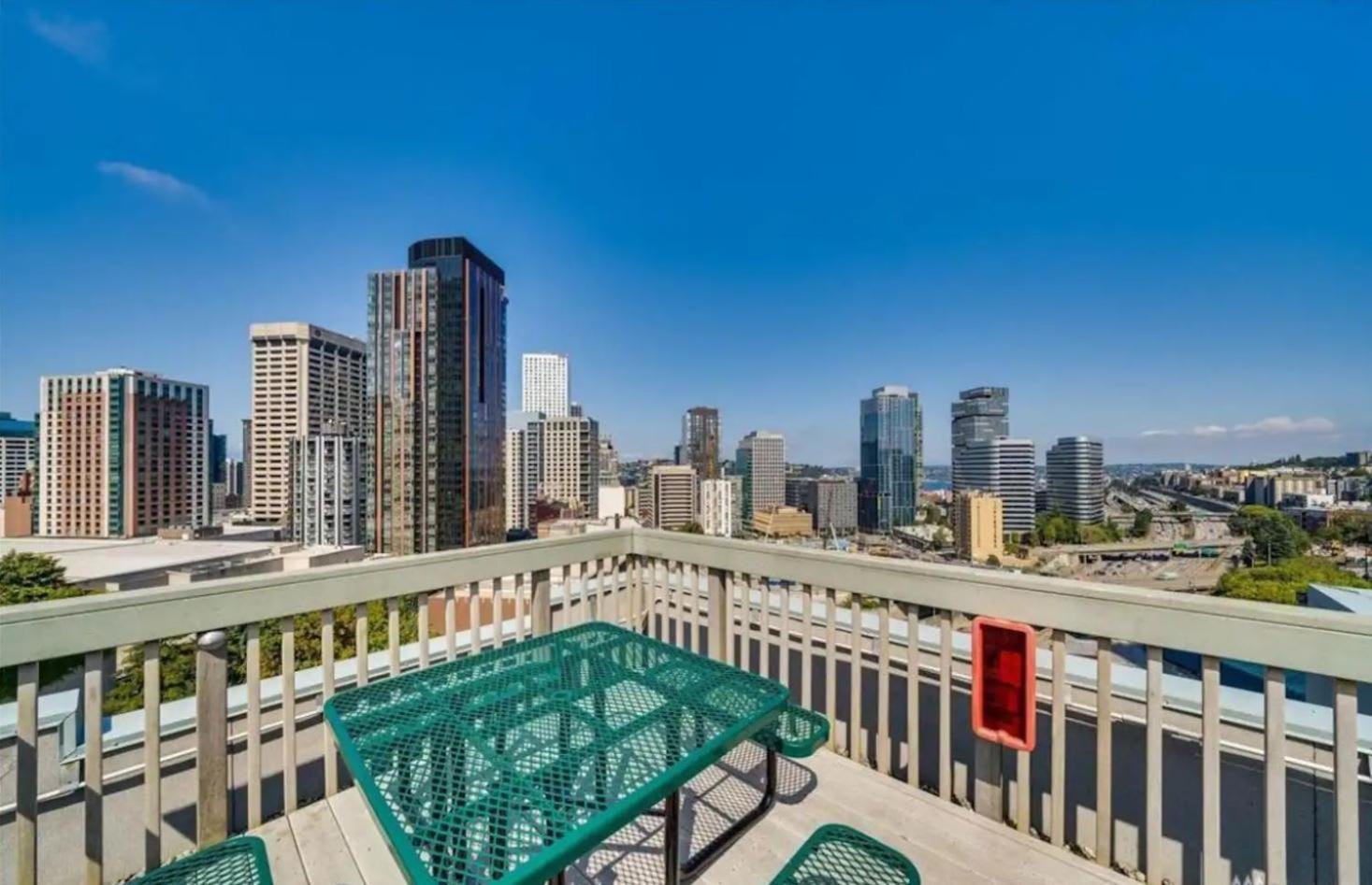 Vila Vibrant Downtown, King Bed, Work Desk & Kitchen Seattle Exteriér fotografie