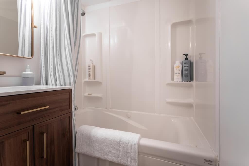 Vila Vibrant Downtown, King Bed, Work Desk & Kitchen Seattle Exteriér fotografie